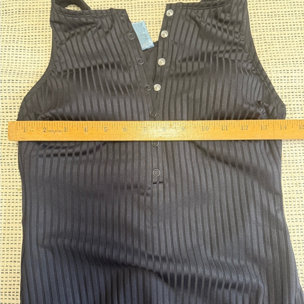 🎯60% OFF! Shade & Shore Women’s Black Ribbed One Piece Racerback Swimsuit - Picture 4 of 9